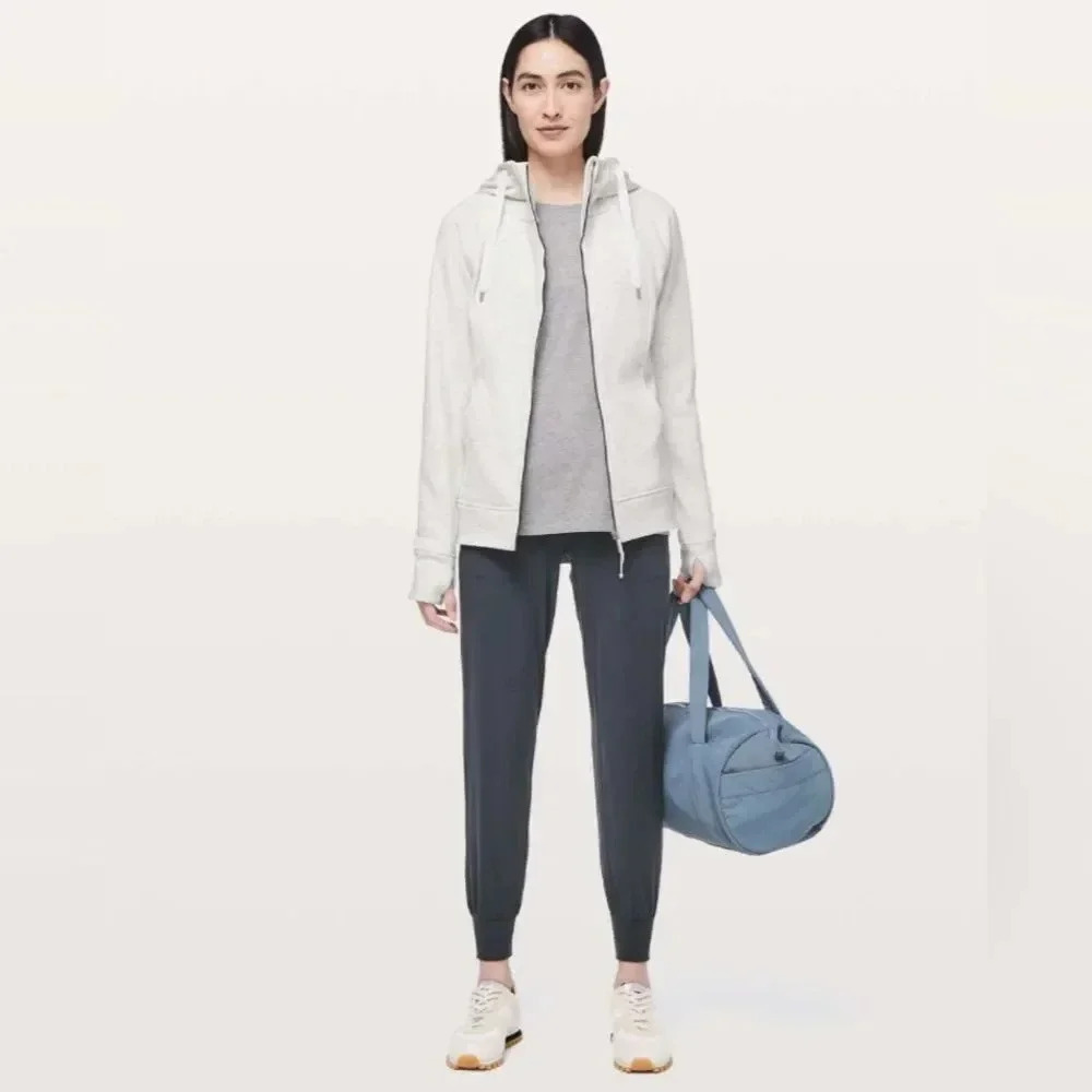 Lululemon sz 6 Scuba Hoodie Plush Heathered White / White great pre owned cond - Picture 12 of 14